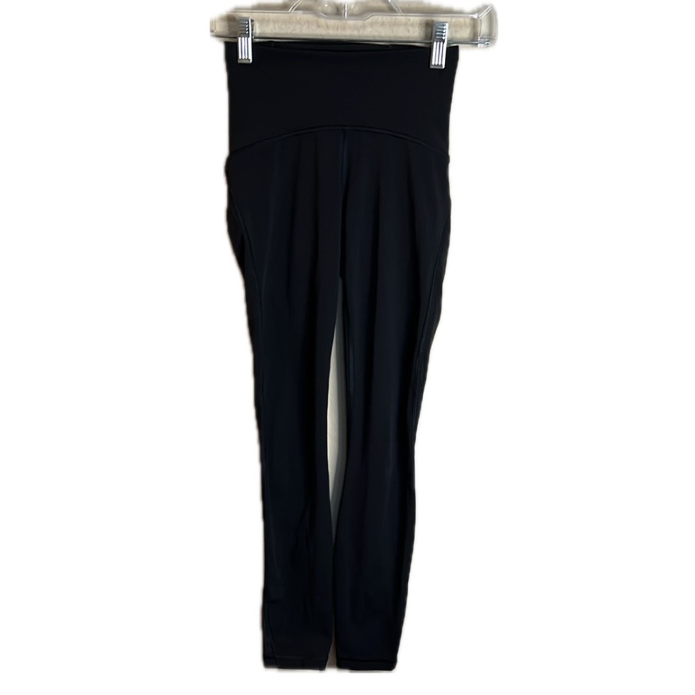 Lululemon Sz 2 Wunder Under Athletica Black Leggings